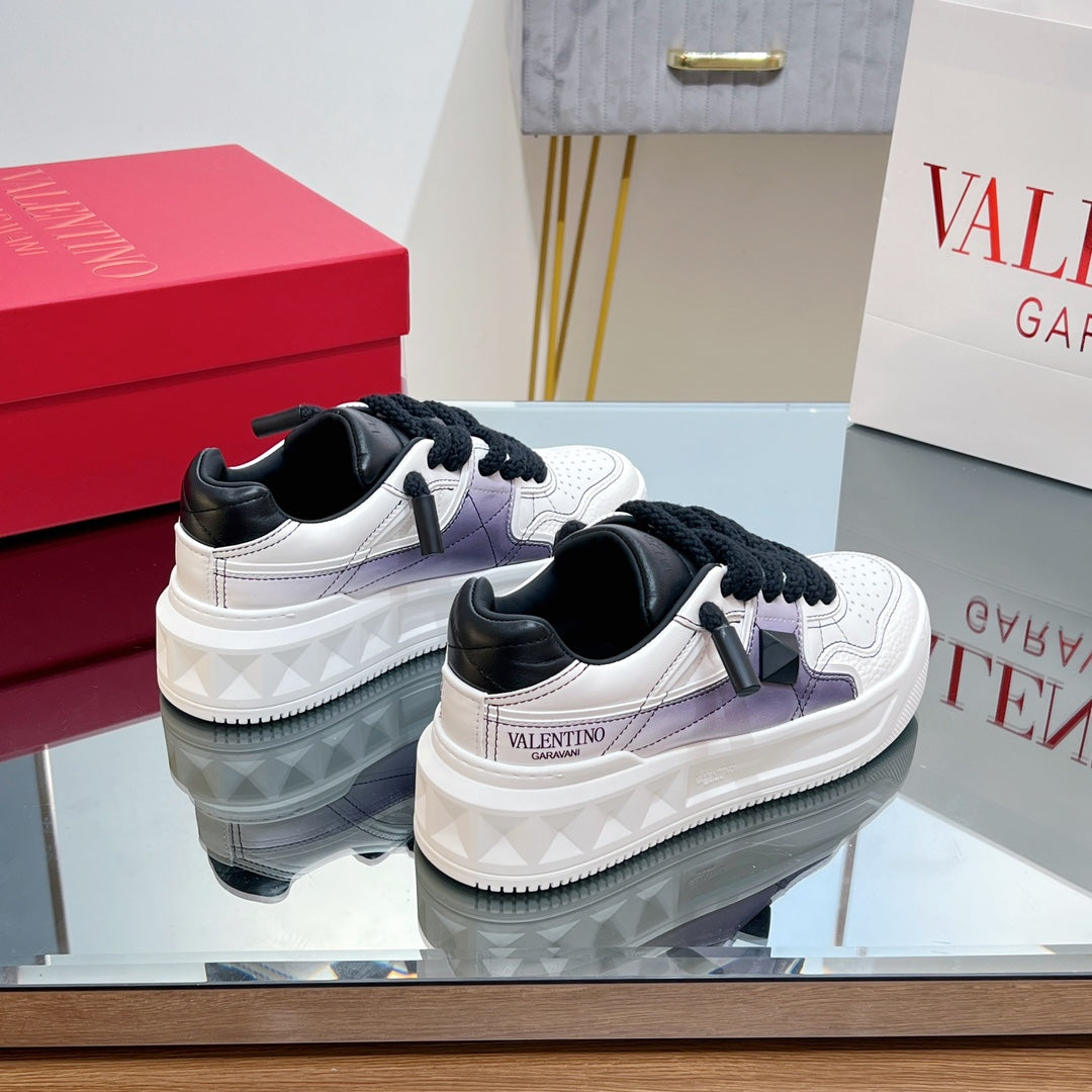VALENTINO 25S GARAVANI ONE STUD XL PLATFORM SNEAKERS IN WHITE MIX PURPLE LAMBSKIN STYLE 7 - 35