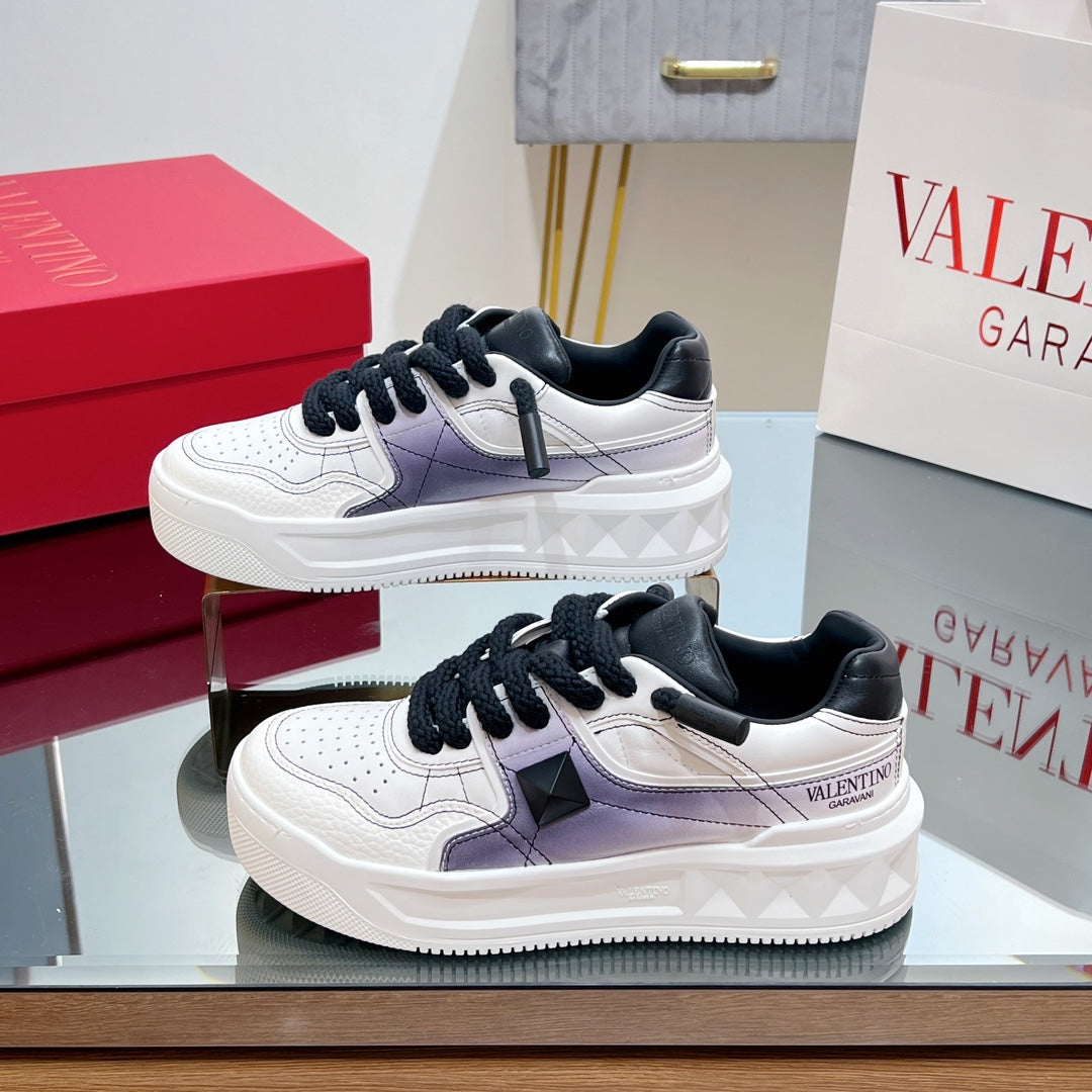 VALENTINO 25S GARAVANI ONE STUD XL PLATFORM SNEAKERS IN WHITE MIX PURPLE LAMBSKIN STYLE 7 - 35