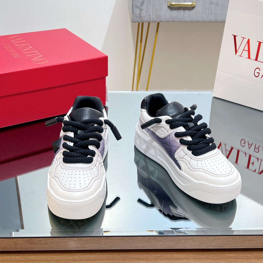 VALENTINO 25S GARAVANI ONE STUD XL PLATFORM SNEAKERS IN WHITE MIX PURPLE LAMBSKIN STYLE 7 - 35