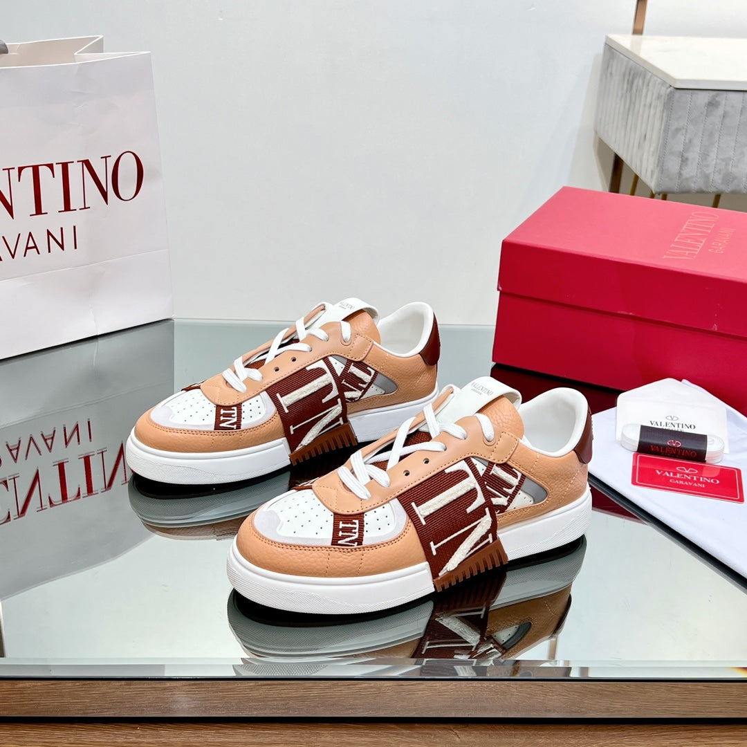 VALENTINO 25S GARAVANI VL7N SNEAKERS IN WHITE MIX LIGHT ORANGE LAMBSKIN - 35