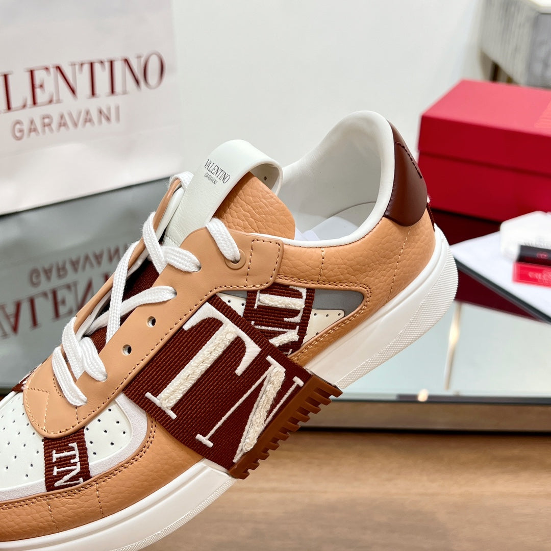 VALENTINO 25S GARAVANI VL7N SNEAKERS IN WHITE MIX LIGHT ORANGE LAMBSKIN - 35