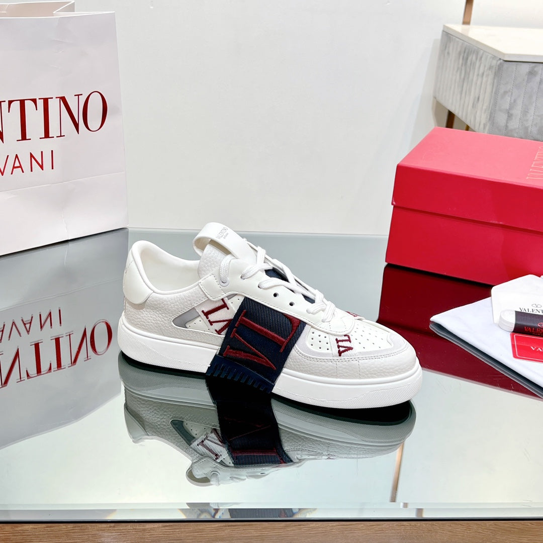 VALENTINO 25S GARAVANI VL7N SNEAKERS IN WHITE MIX DEEP BLUE LAMBSKIN - 35