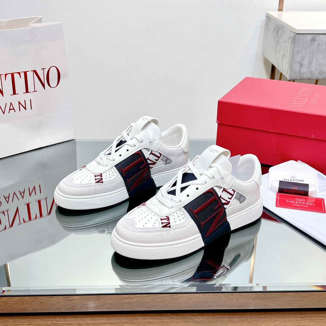 VALENTINO 25S GARAVANI VL7N SNEAKERS IN WHITE MIX DEEP BLUE LAMBSKIN - 35