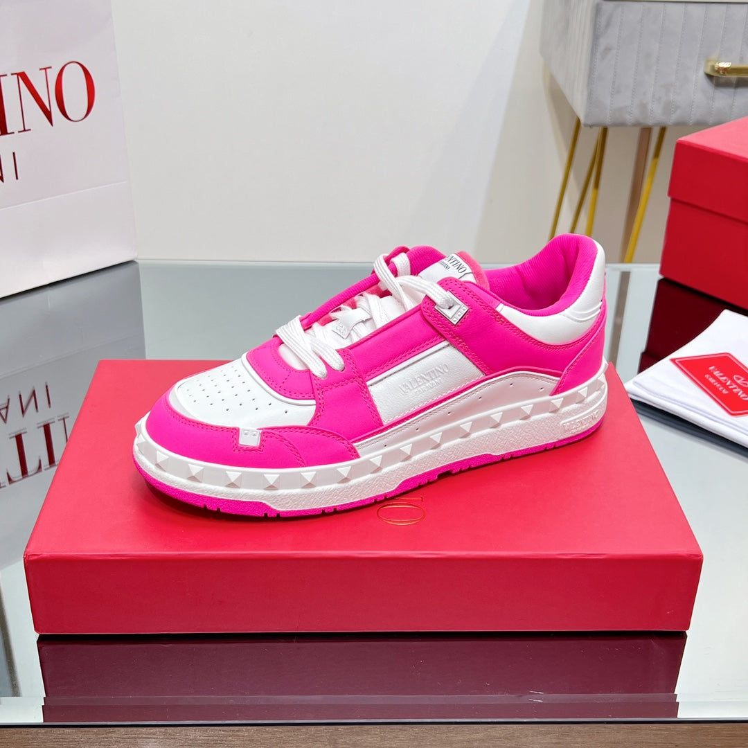 VALENTINO 25S GARAVANI FREEDOTS SNEAKERS IN WHITE MIX PINK LAMBSKIN - 35