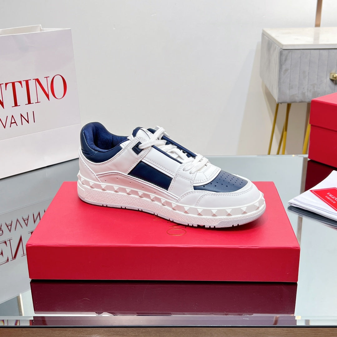 VALENTINO 25S GARAVANI FREEDOTS SNEAKERS IN WHITE MIX DARK NAVY BLUE LAMBSKIN - 35