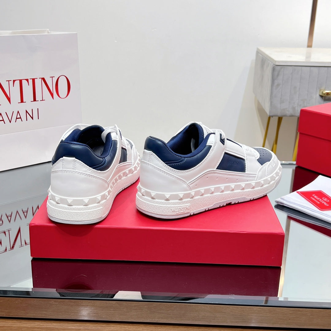 VALENTINO 25S GARAVANI FREEDOTS SNEAKERS IN WHITE MIX DARK NAVY BLUE LAMBSKIN - 35