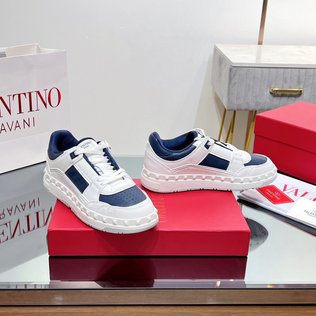 VALENTINO 25S GARAVANI FREEDOTS SNEAKERS IN WHITE MIX DARK NAVY BLUE LAMBSKIN - 35