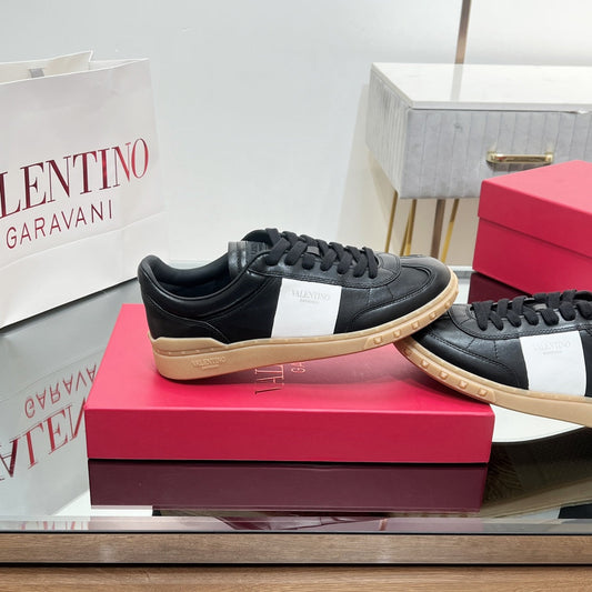VALENTINO 25S UPVILLAGE SNEAKERS IN BLACK MIX WHITE LAMBSKIN STYLE 1 - 35