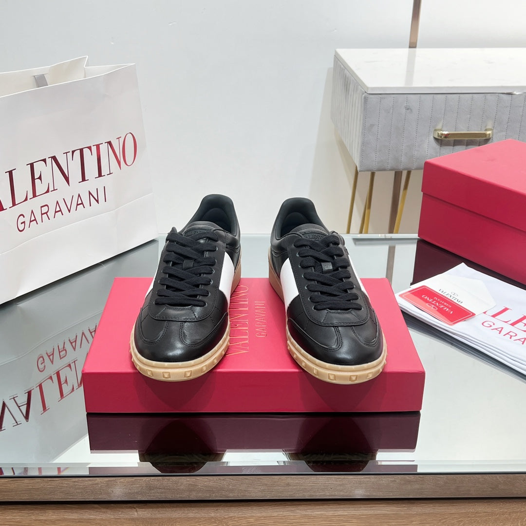 VALENTINO 25S UPVILLAGE SNEAKERS IN BLACK MIX WHITE LAMBSKIN STYLE 1 - 35