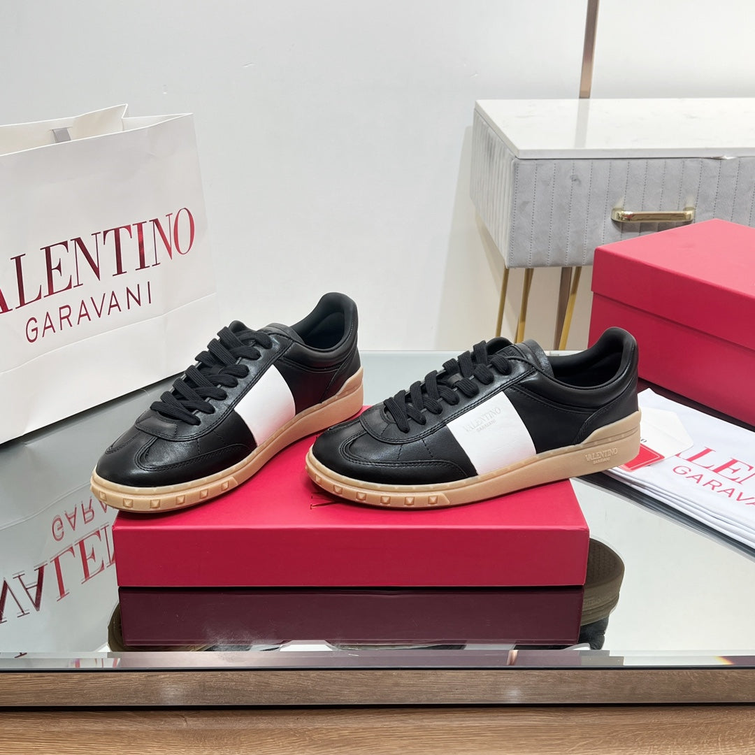 VALENTINO 25S UPVILLAGE SNEAKERS IN BLACK MIX WHITE LAMBSKIN STYLE 1 - 35
