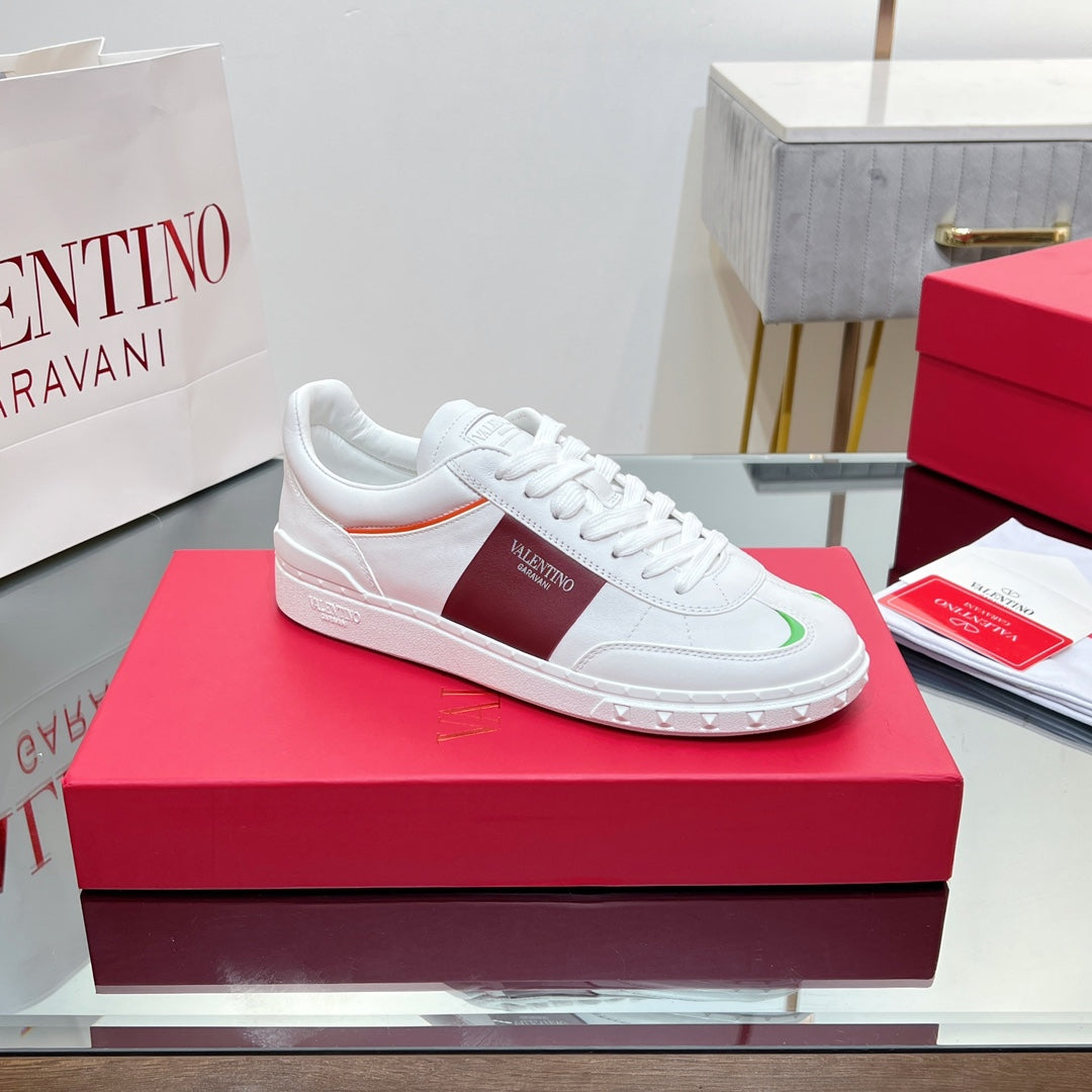 VALENTINO 25S UPVILLAGE SNEAKERS IN WHITE MIX RED LAMBSKIN - 35