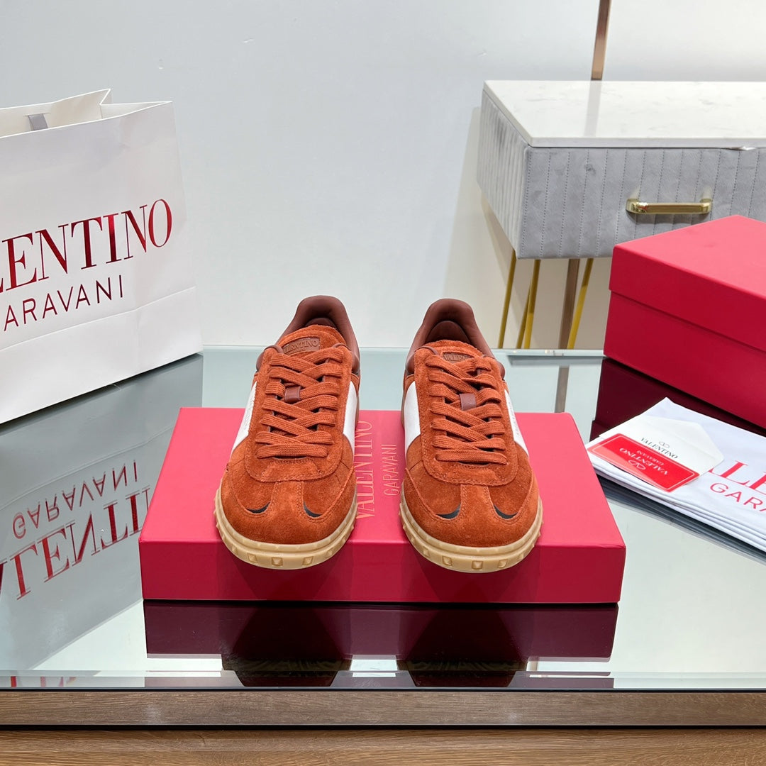 VALENTINO 25S UPVILLAGE SNEAKERS IN WHITE MIX DARK ORANGE SUEDE - 35