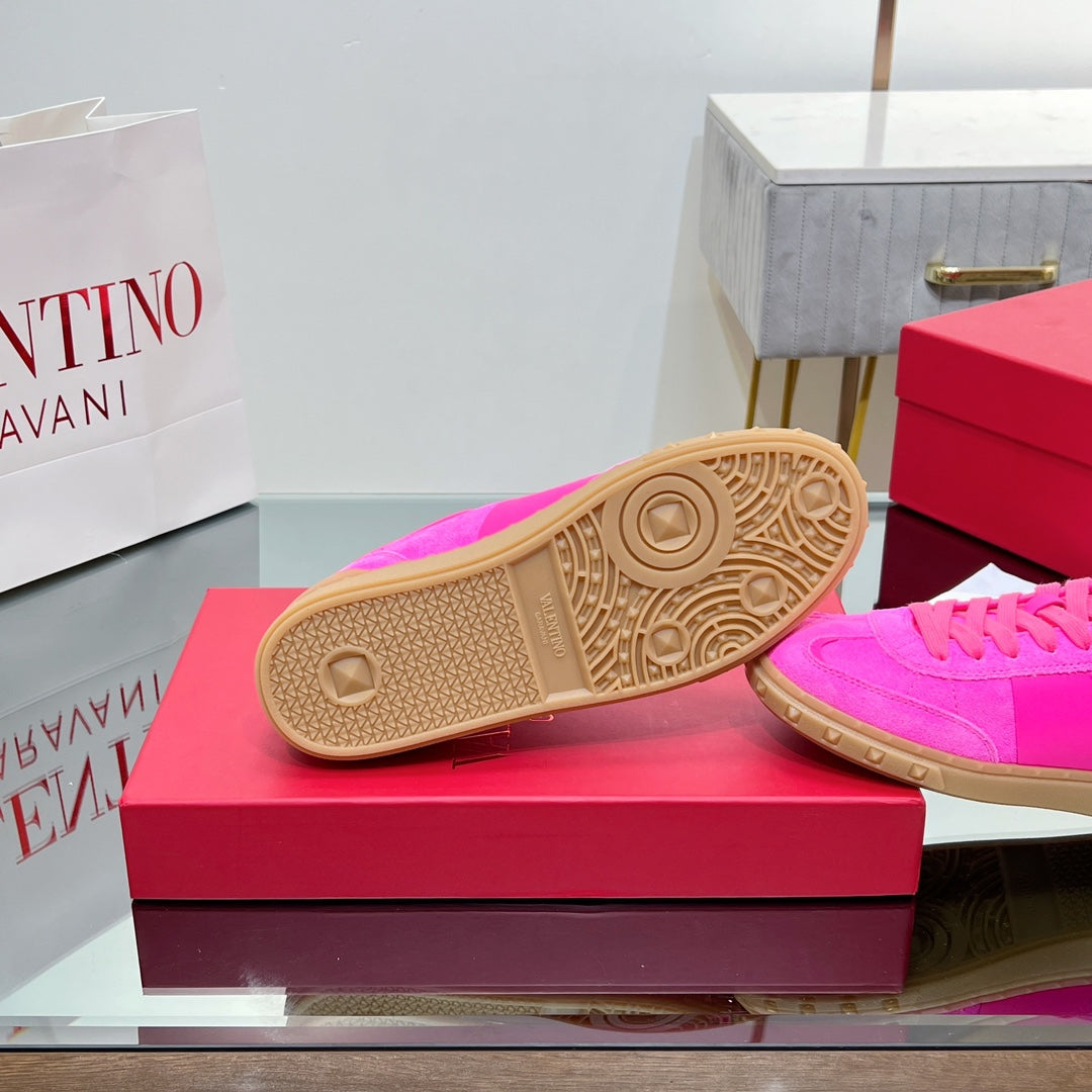 VALENTINO 25S UPVILLAGE SNEAKERS IN PINK SUEDE - 35