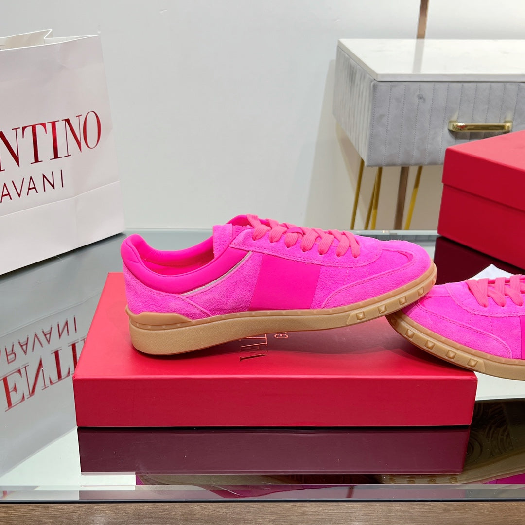 VALENTINO 25S UPVILLAGE SNEAKERS IN PINK SUEDE - 35