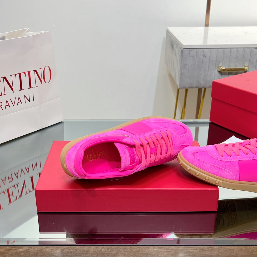 VALENTINO 25S UPVILLAGE SNEAKERS IN PINK SUEDE - 35