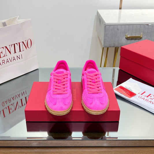VALENTINO 25S UPVILLAGE SNEAKERS IN PINK SUEDE - 35