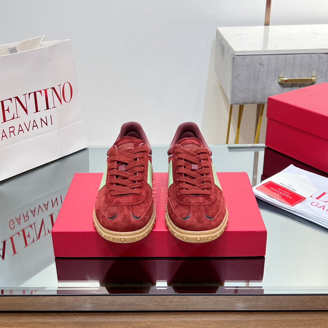 VALENTINO 25S UPVILLAGE SNEAKERS IN RED SUEDE - 35
