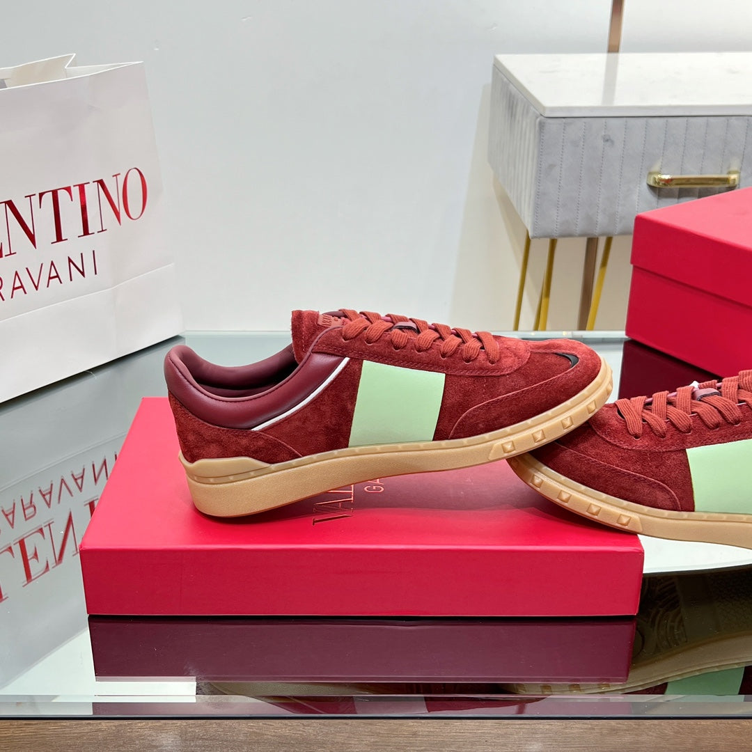 VALENTINO 25S UPVILLAGE SNEAKERS IN RED SUEDE - 35