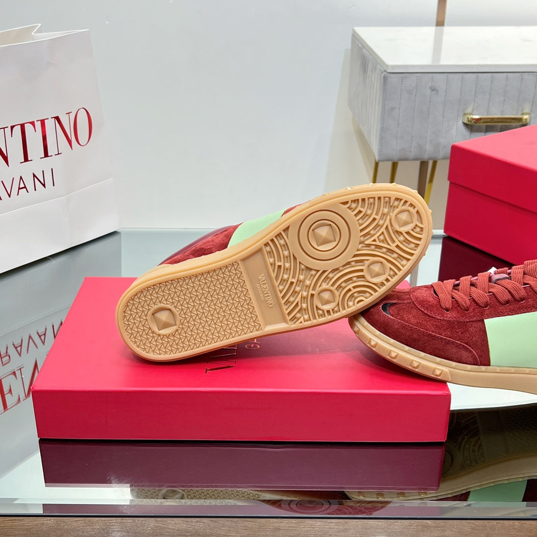 VALENTINO 25S UPVILLAGE SNEAKERS IN RED SUEDE - 35