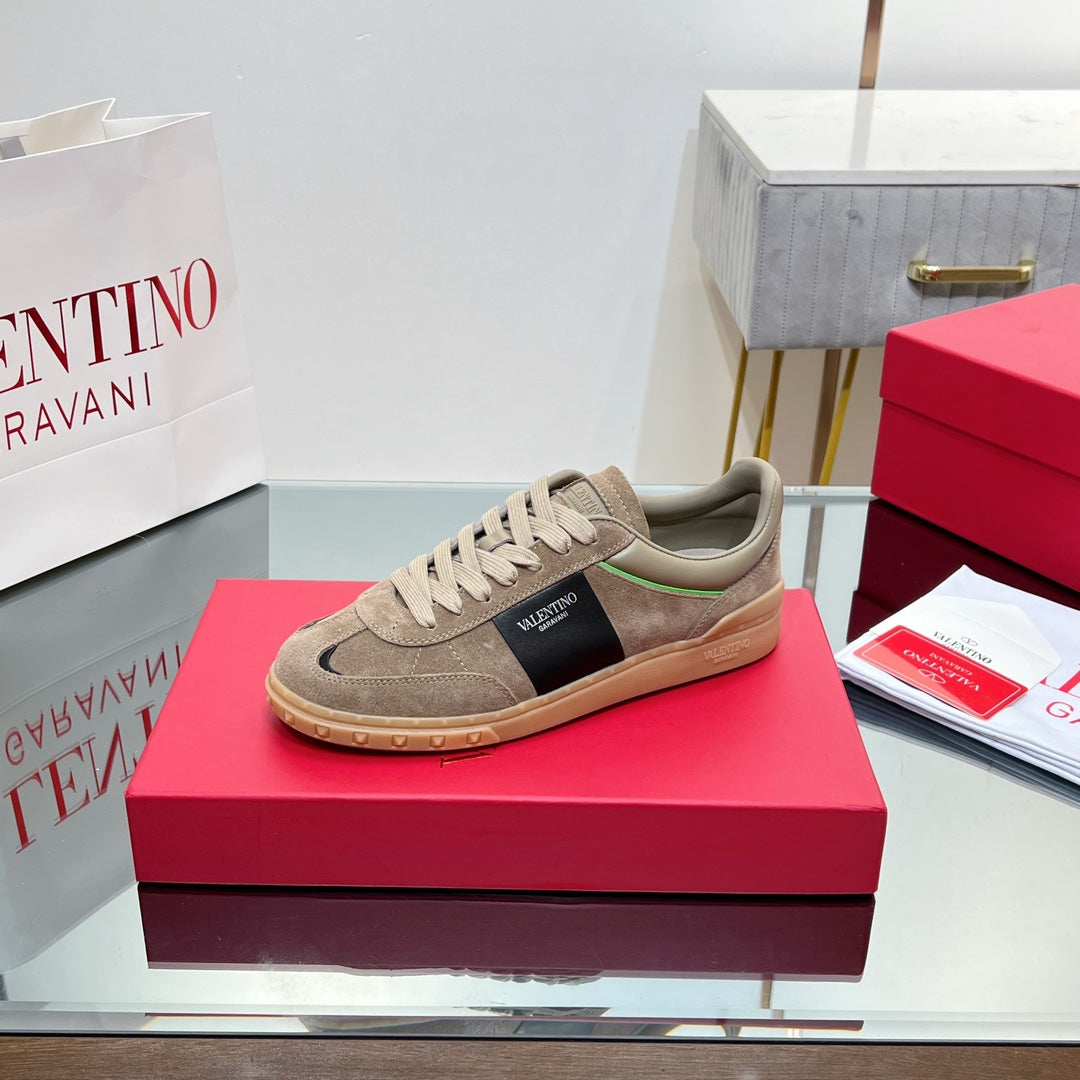 VALENTINO 25S UPVILLAGE SNEAKERS IN BROWN SUEDE - 35