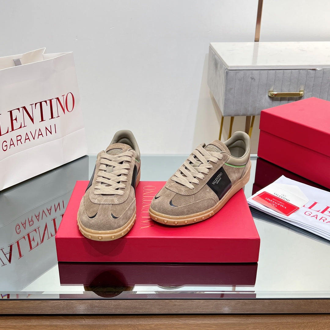 VALENTINO 25S UPVILLAGE SNEAKERS IN BROWN SUEDE - 35