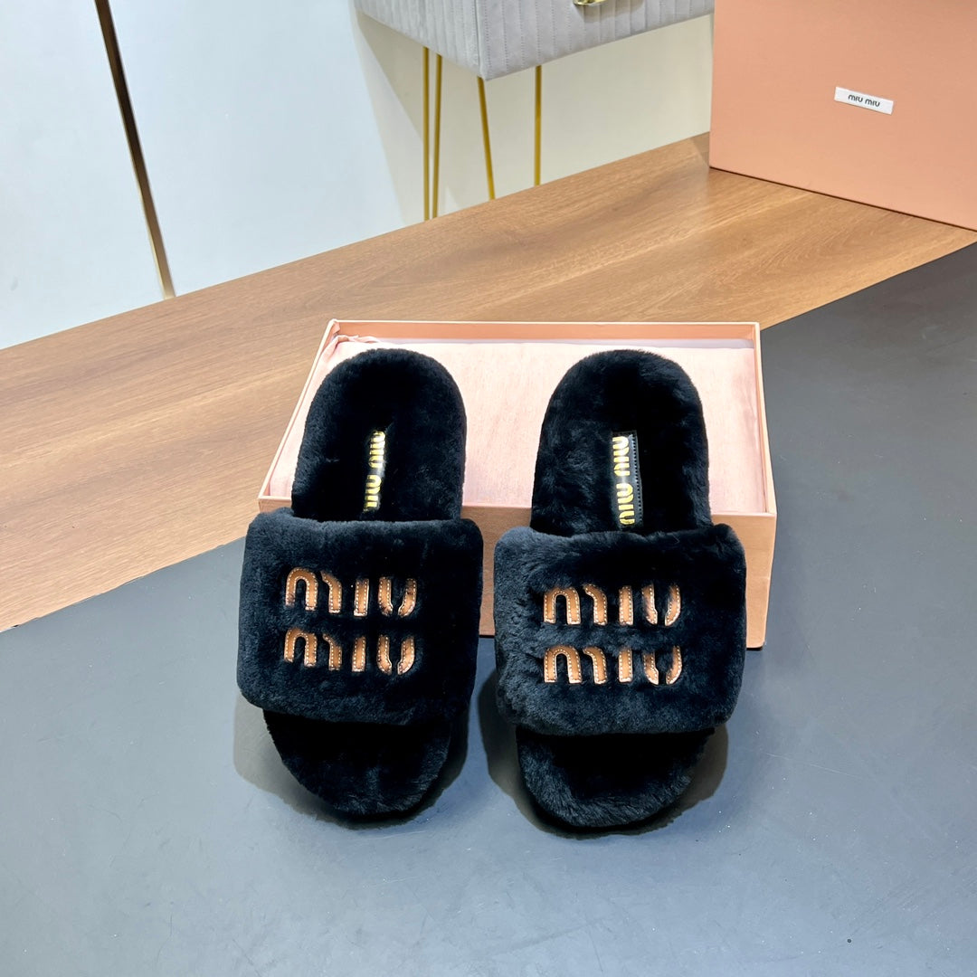 FUR SLIPPER BLACK - 35