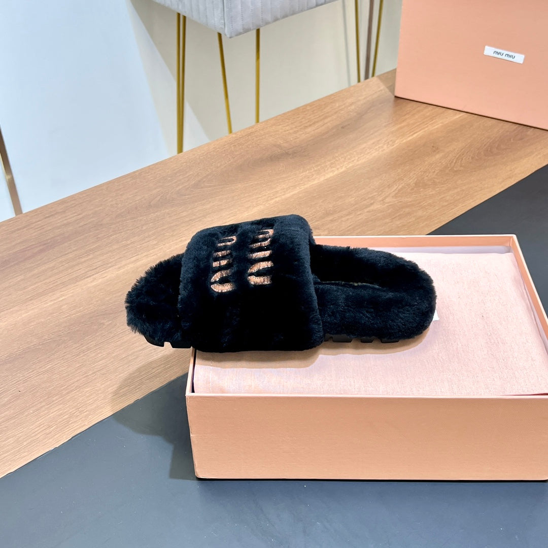 FUR SLIPPER BLACK - 35