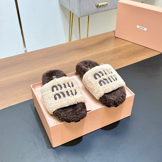 WOOL SLIPPER BEIGE AND CHOCOLATE - 35