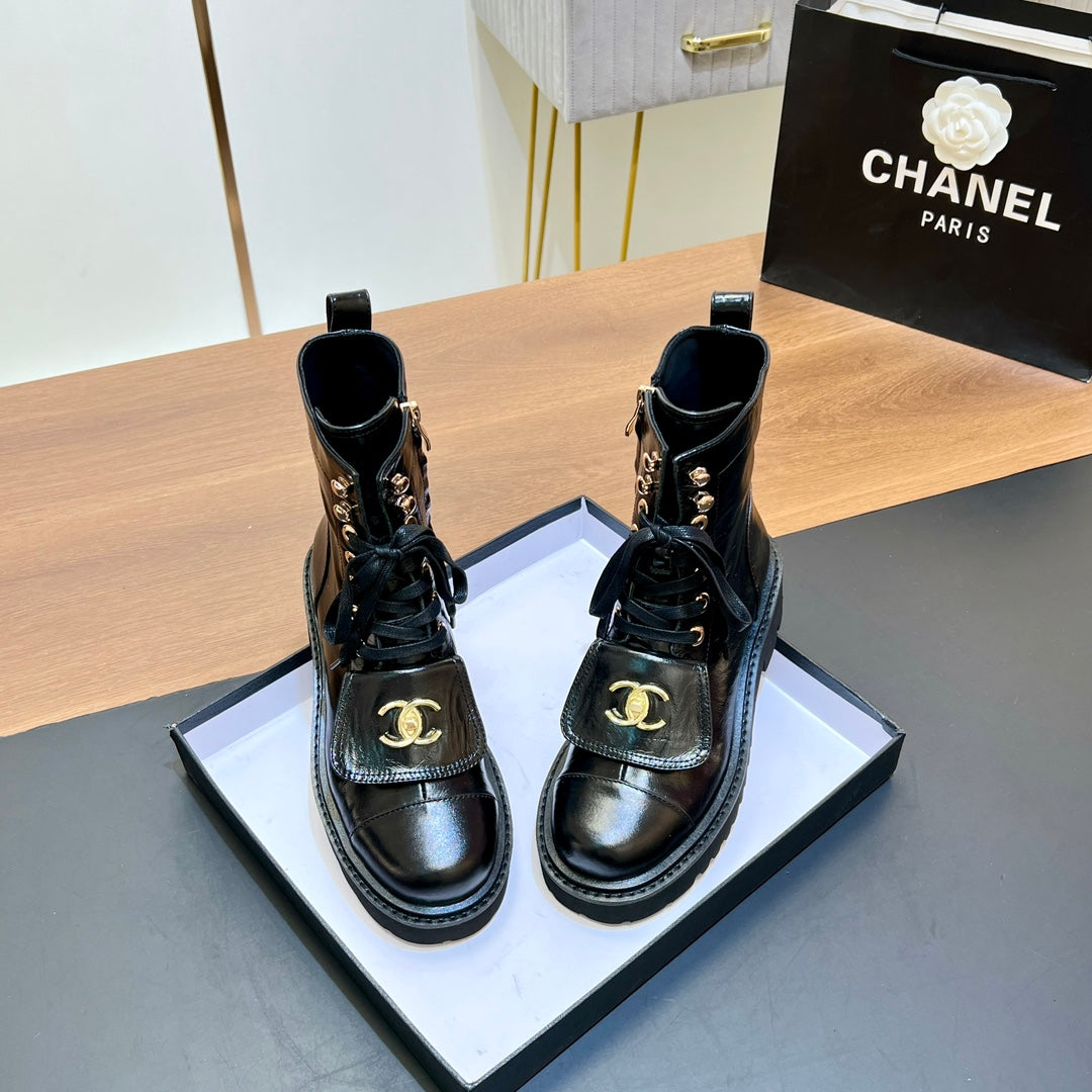 CHANEL 25S HIGH ANKLE BOOTS WITH ZIPPER IN BLACK FULL CALFSKIN GOLD HARDWRE - 35