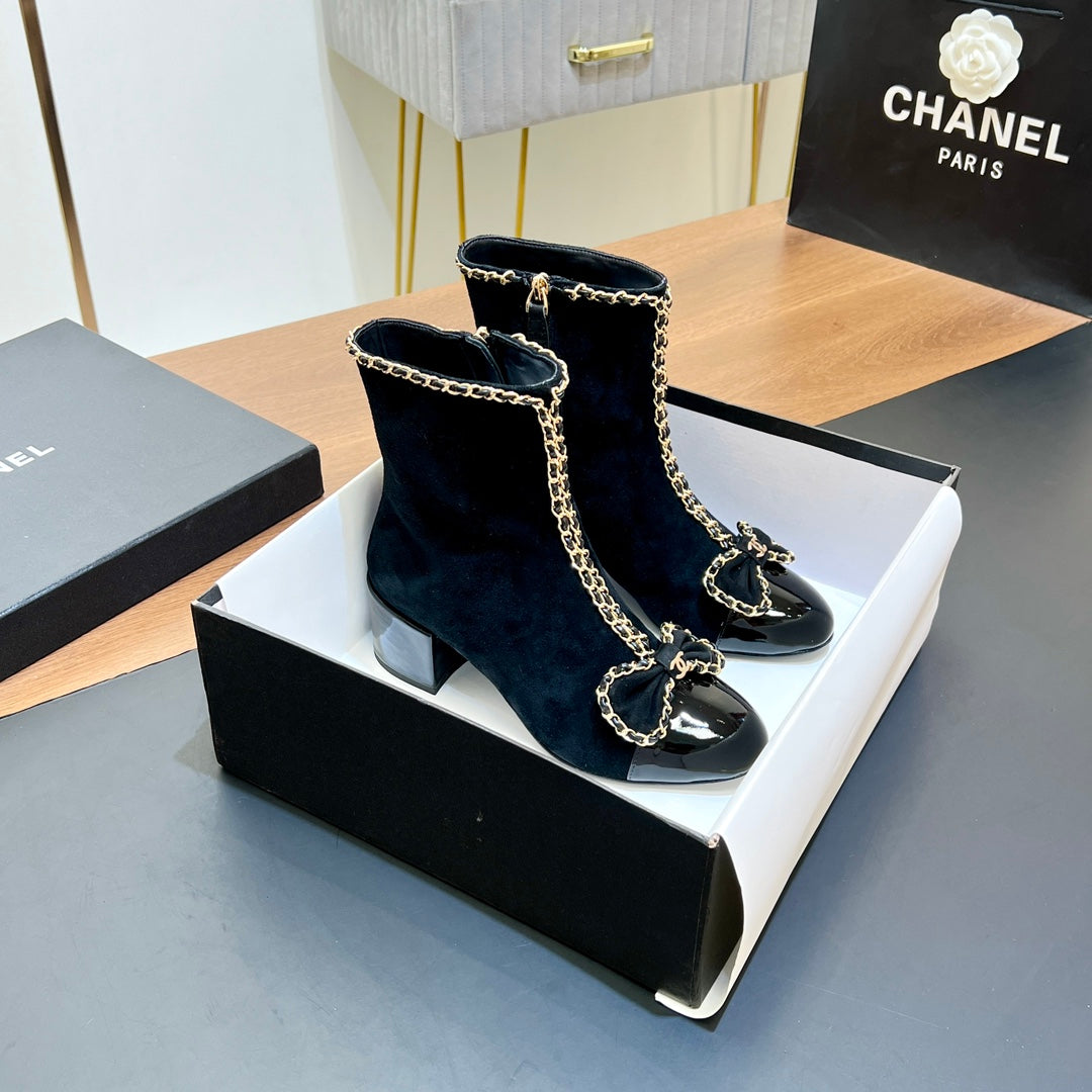 CHANEL 25S HEELED CHAIN BOOTS WITH BOW IN BLACK VELVET GOLD HARDWRE - 35