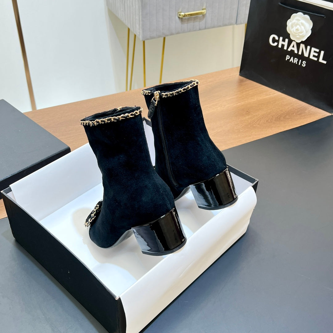 CHANEL 25S HEELED CHAIN BOOTS WITH BOW IN BLACK VELVET GOLD HARDWRE - 35