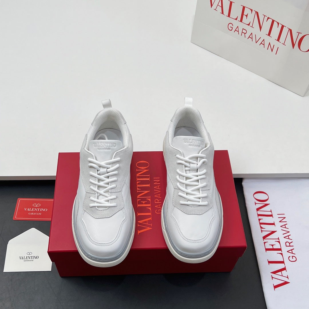 VALENTINO 25S RUNBOOT SNEAKERS IN WHITE SUEDE AND LAMBSKIN - 35
