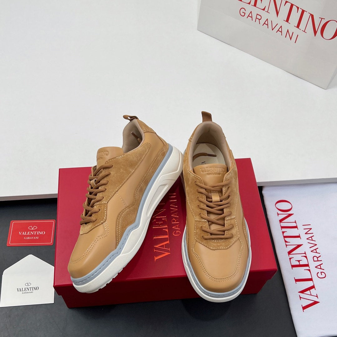 VALENTINO 25S RUNBOOT SNEAKERS IN BROWN SUEDE AND LAMBSKIN - 35