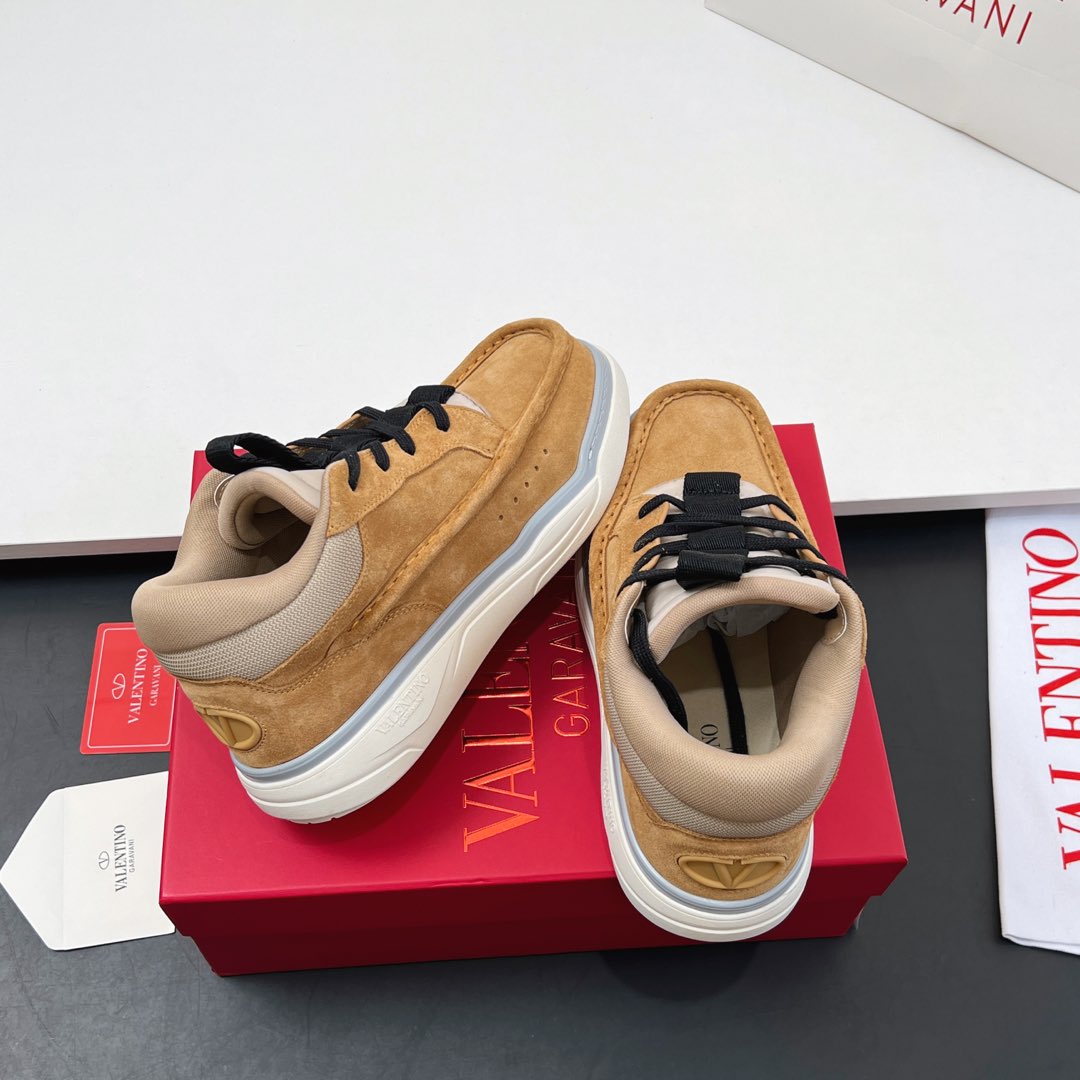 VALENTINO 25S RUNBOOT SNEAKERS IN BROWN MIX BLACK LAMBSKIN - 35