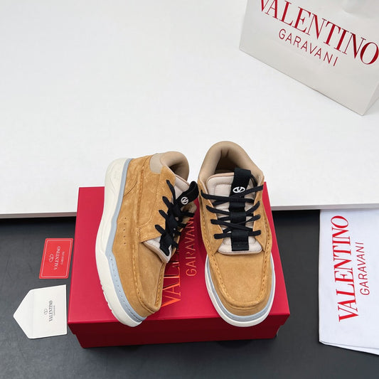 VALENTINO 25S RUNBOOT SNEAKERS IN BROWN MIX BLACK LAMBSKIN - 35