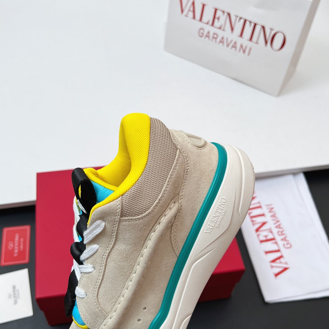 VALENTINO 25S RUNBOOT SNEAKERS IN MULTICOLOR LAMBSKIN - 35