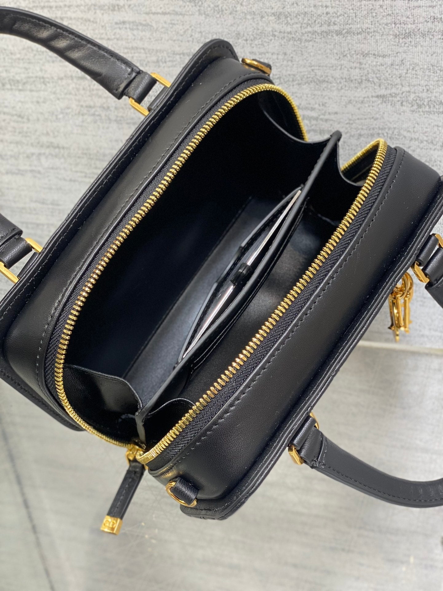 MINI GROOVE BAG 20 IN BLACK MACROCANNAGE LAMBSKIN 226487