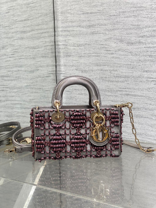 ЖІНОЧА СУМКА MINI LADY BAG 16 З АТЛАСУ ТА ТЕЛЯЧОЇ ШКІРИ КОЛЬОРУ ВЕНГЕ З БІСЕРНИМ ДЕКОРОМ