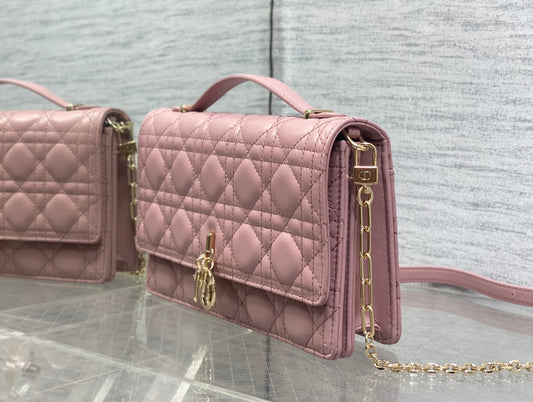 СУМКА MINI BAG 24 З ЛАКОВАНОЇ ШКІРИ ТЕЛЯТИ КОЛЬОРУ "РОЖЕВИЙ" З ВІЗЕРУНКОМ CANNAGE