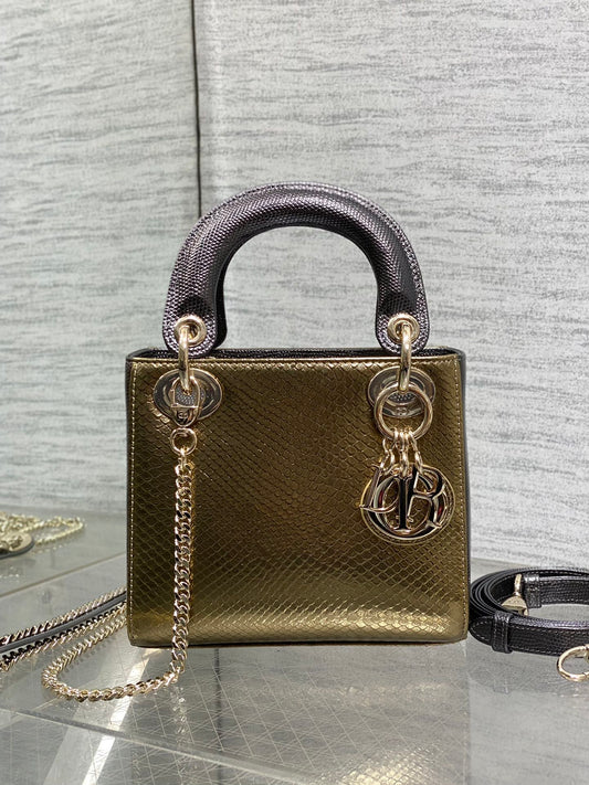 СУМКА MINI 17 LADY ЗІ ШКІРИ ЯГНЯТИ МЕТАЛІК ЗОЛОТОГО КОЛЬОРУ