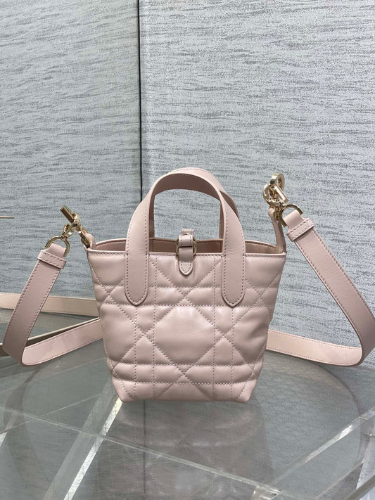 DIOR 25S СУМКА MINI ALWAYS 13 ЗІ СВІТЛО-РОЖЕВОЇ ТЕЛЯЧОЇ ШКІРИ MACROCANNAGE, ЗОЛОТА ФУРНІТУРА