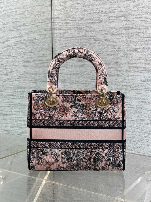 DIOR 25S МАЛА СУМКА LADY D-LITE 24 РОЖЕВОГО КОЛЬОРУ З ВИШИВКОЮ DIOR FLOWERS CALENDAR ПО ВСІЙ ПОВЕРХНІ