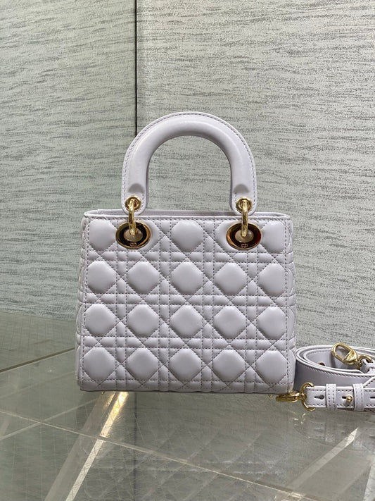 DIOR 25S СУМКА LADY DIOR 20 З ТЕЛЯЧОЇ ШКІРИ CANNAGE БУЗКОВОГО КОЛЬОРУ З ФУРНІТУРОЮ ЗІ ЗОЛОТА