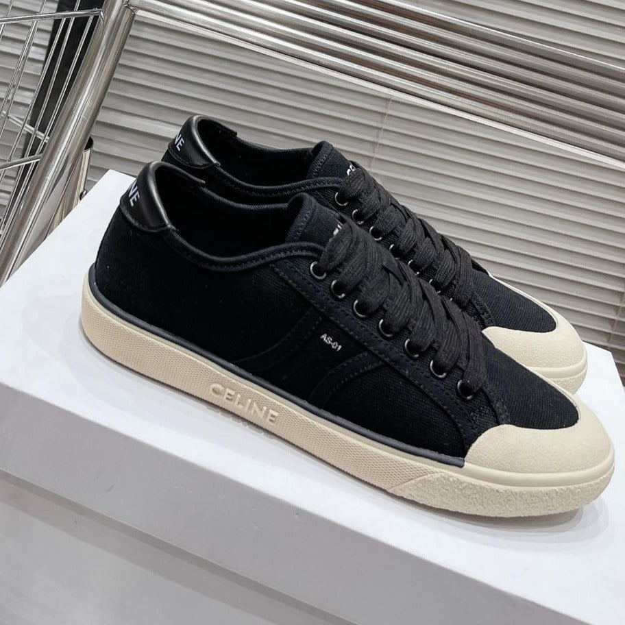 JANE SNEAKERS LOW LACE-UP WITH TRIOMPHE PATCH IN CANVAS AND CALFSKIN BLACK - 35