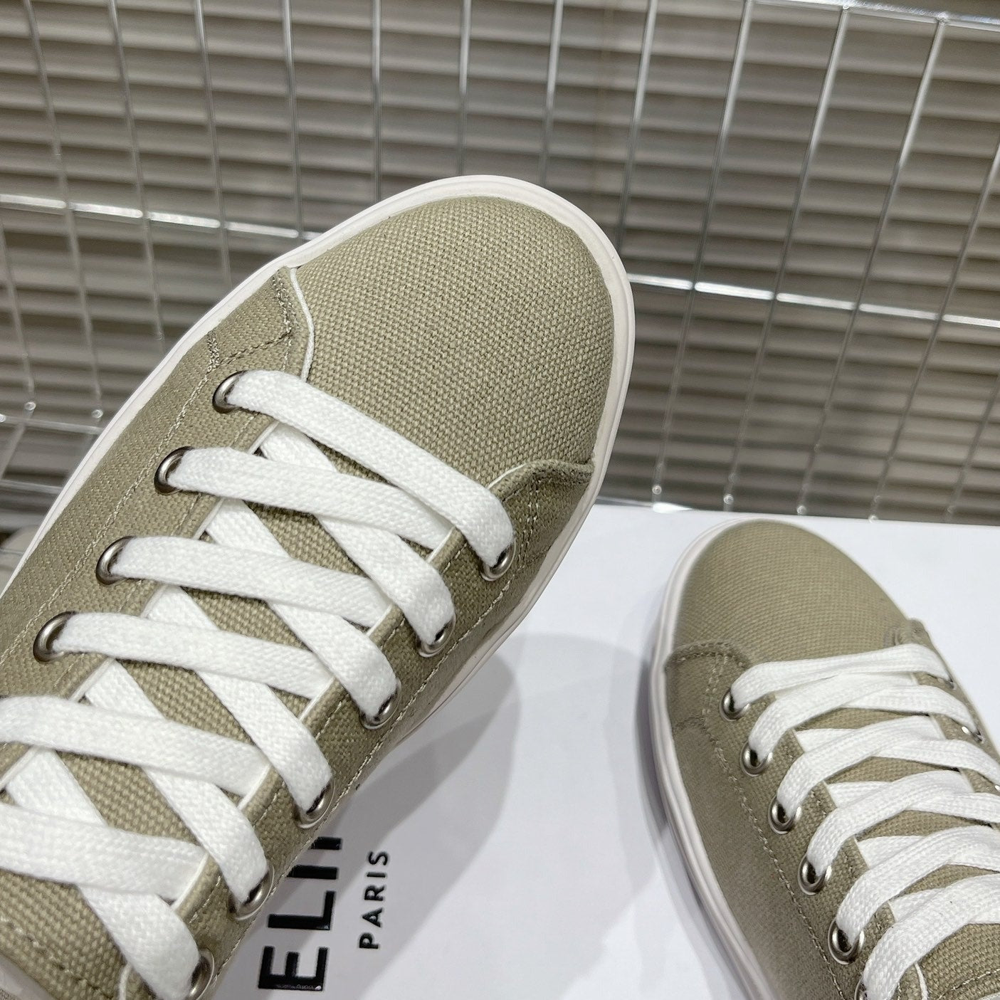 JANE SNEAKERS LOW LACE-UP WITH TRIOMPHE PATCH IN CANVAS AND CALFSKIN STONE GRAY/ WHITE LOGO - 35