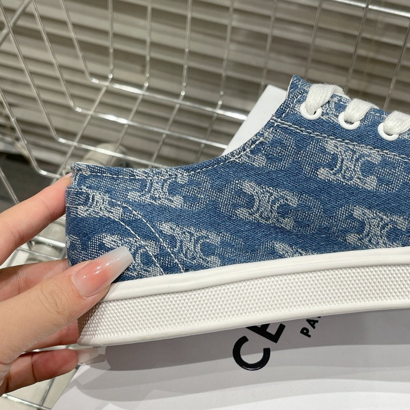 JANE SNEAKERS LOW LACE-UP WITH TRIOMPHE PATCH IN CANVAS AND CALFSKIN DETAIL DENIM/ WHITE LOGO - 35