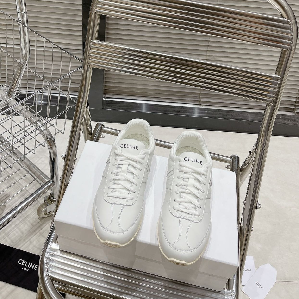 LOW LACE-UP SNEAKER IN CALFSKIN OPTIC WHITE - 35