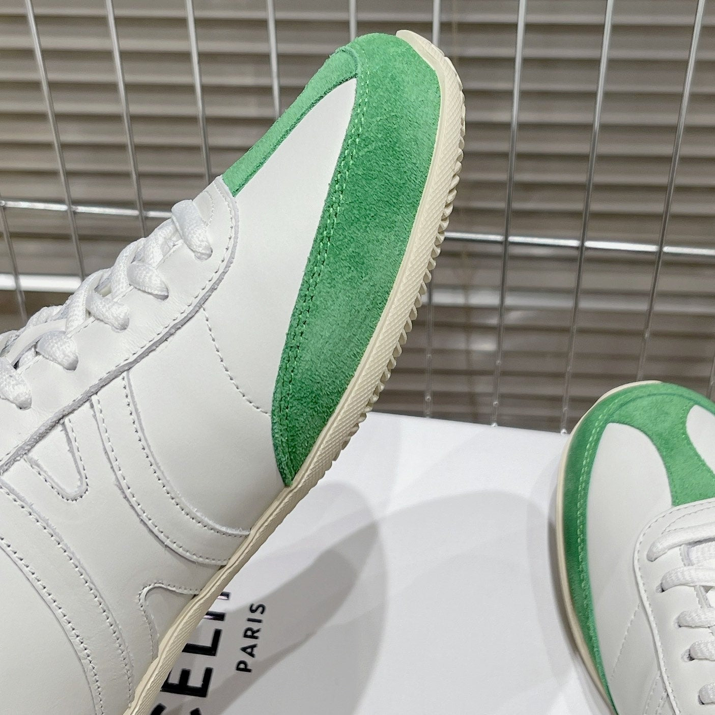 LOW LACE-UP SNEAKER IN CALFSKIN OPTIC WHITE GREEN - 35