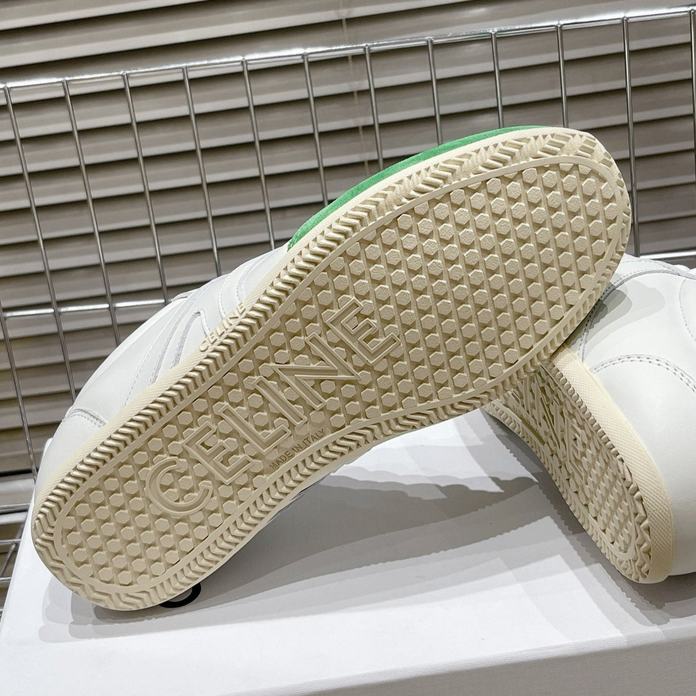 LOW LACE-UP SNEAKER IN CALFSKIN OPTIC WHITE GREEN - 35