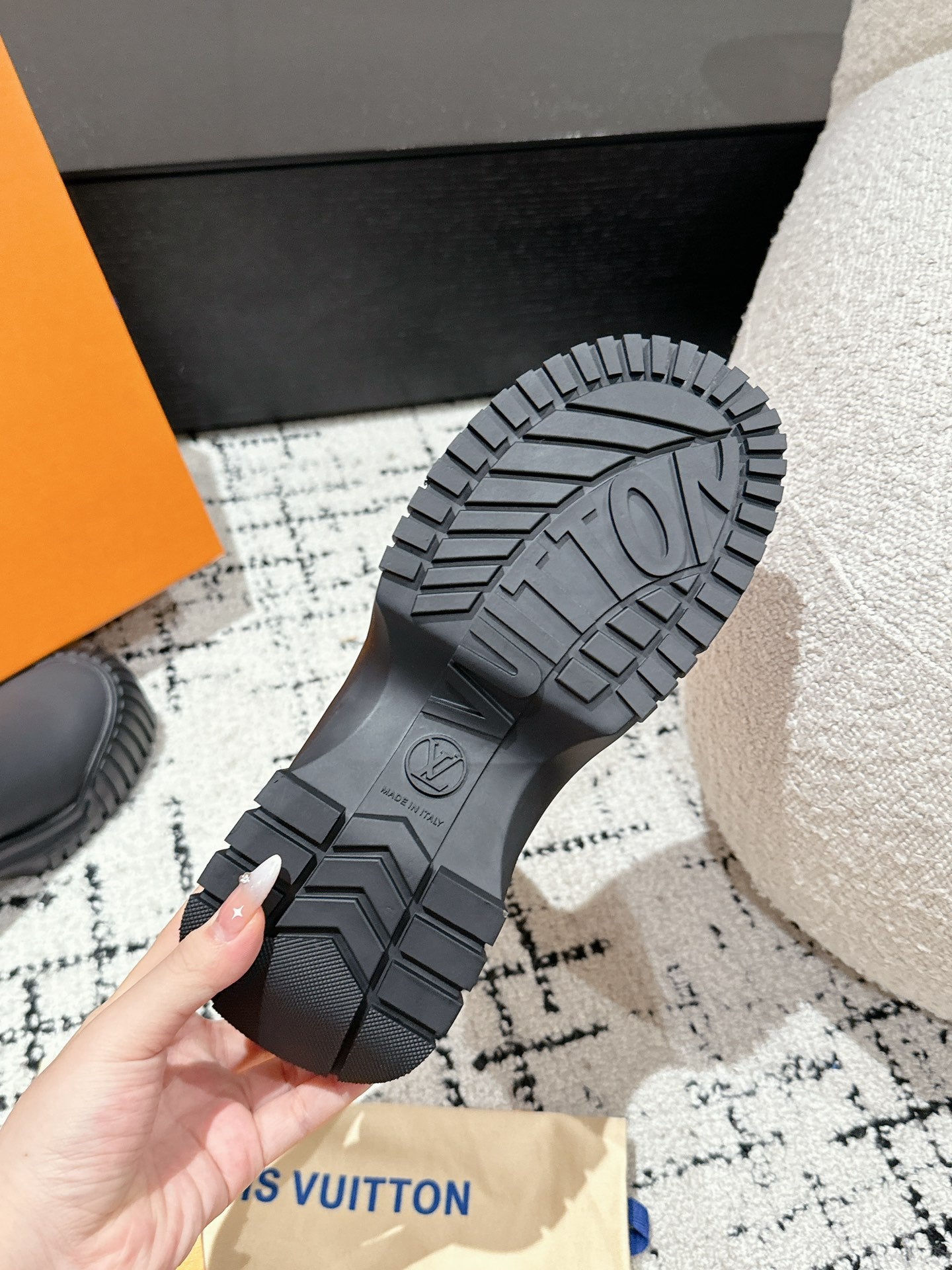 RUBY BOOTS IN BLACK CALFSKIN - 35